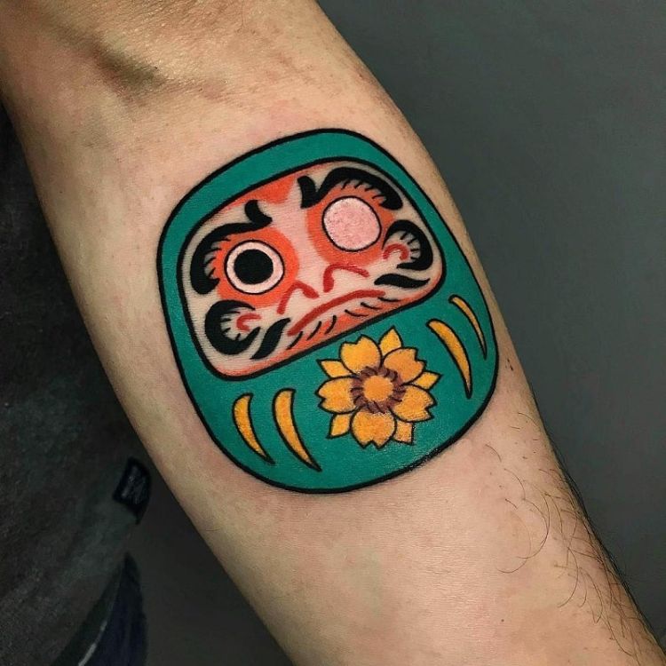 Hình xăm Daruma màu