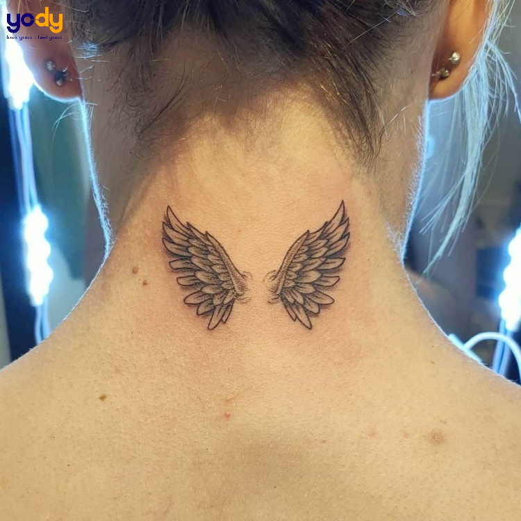 Tattoo đôi cánh cho nữ
