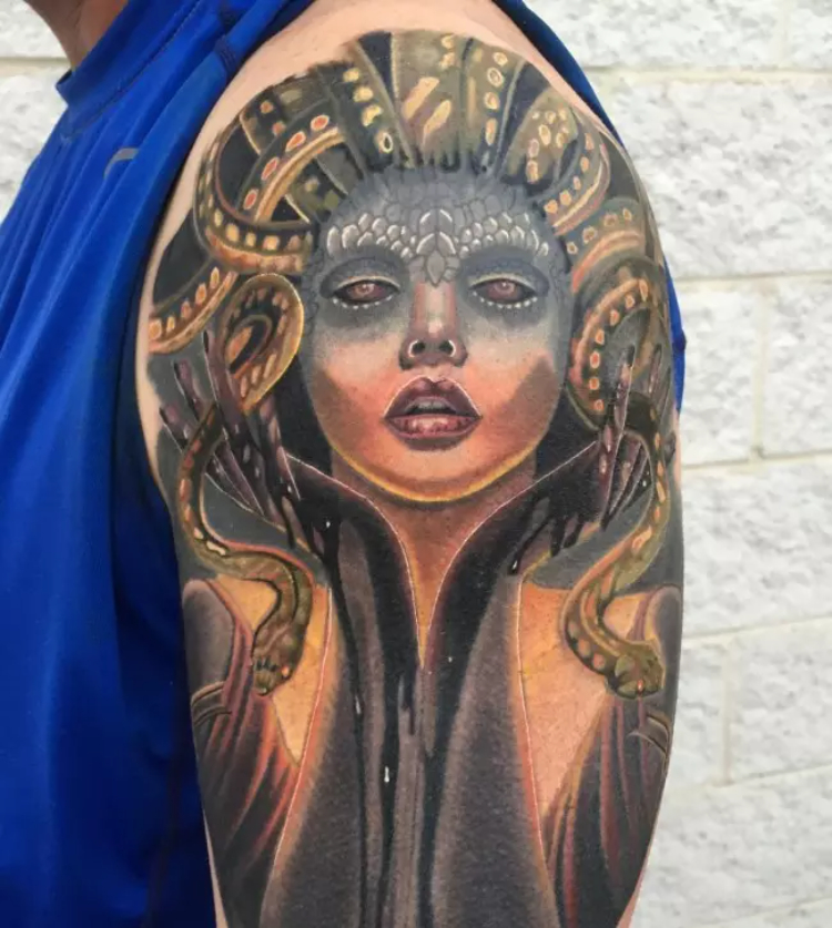 Tattoo nữ thần Medusa 3D phong cách Hy Lạp