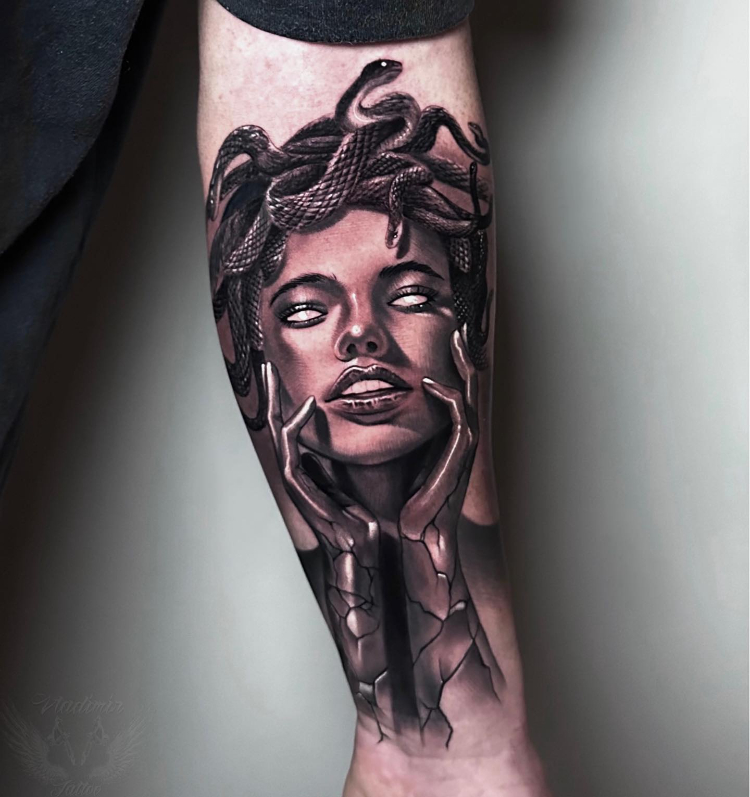 Mẫu tattoo Medusa cá tính nghệ thuật