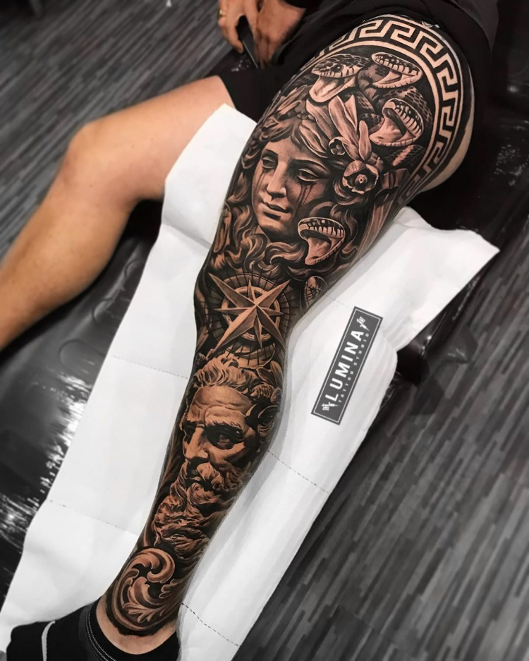 Mẫu hình xăm Medusa cực chất, cá tính ở chân