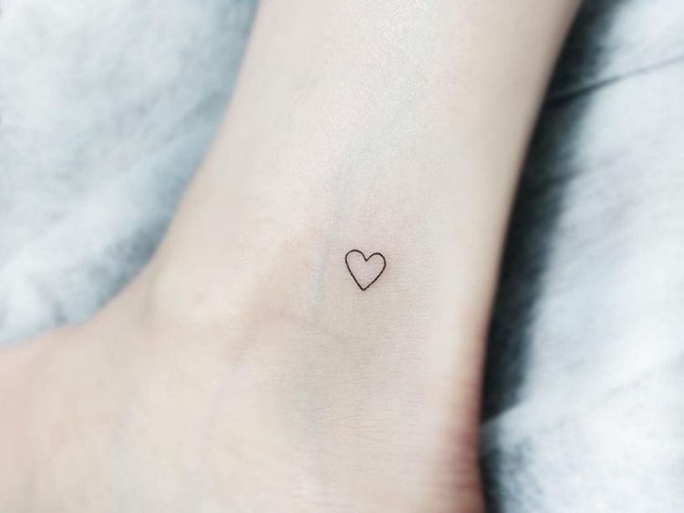 Hình xăm trái tim nhỏ đẹp nữ