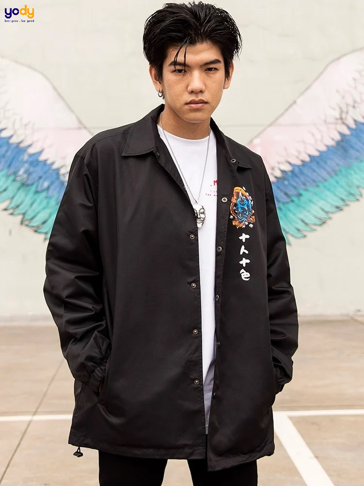 Coach jacket là gì