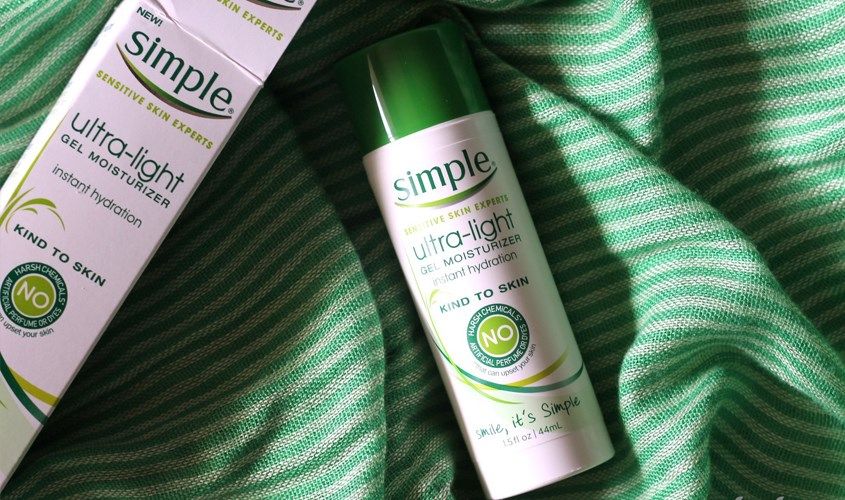 kem dưỡng ẩm simple