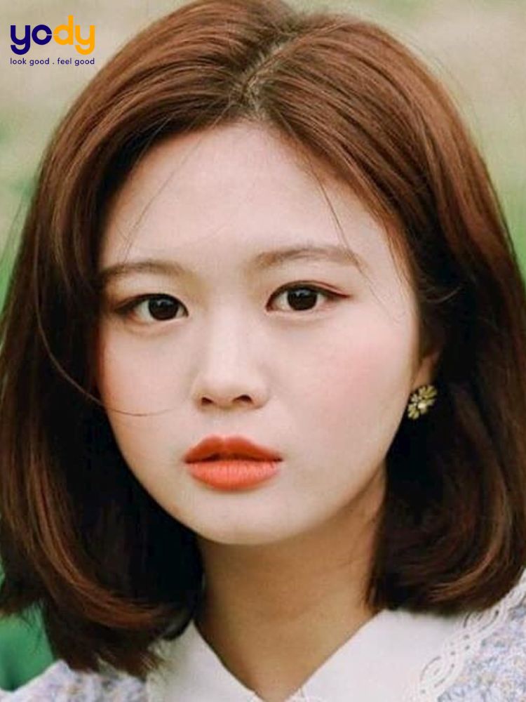 Kiểu tóc đi tiệc cho mặt tròn nữ bồng bềnh