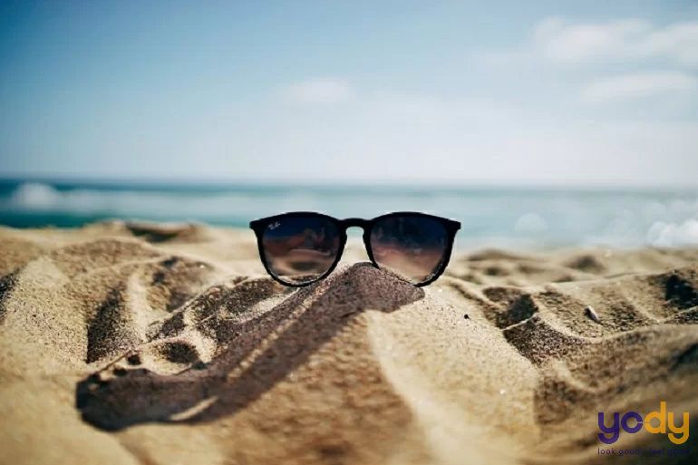 kính phân cực polarized