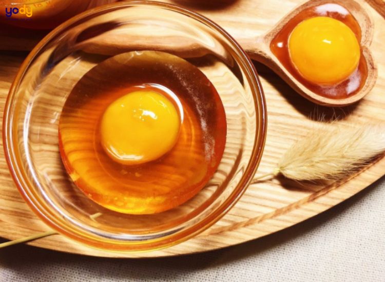 Mật ong + trứng gà