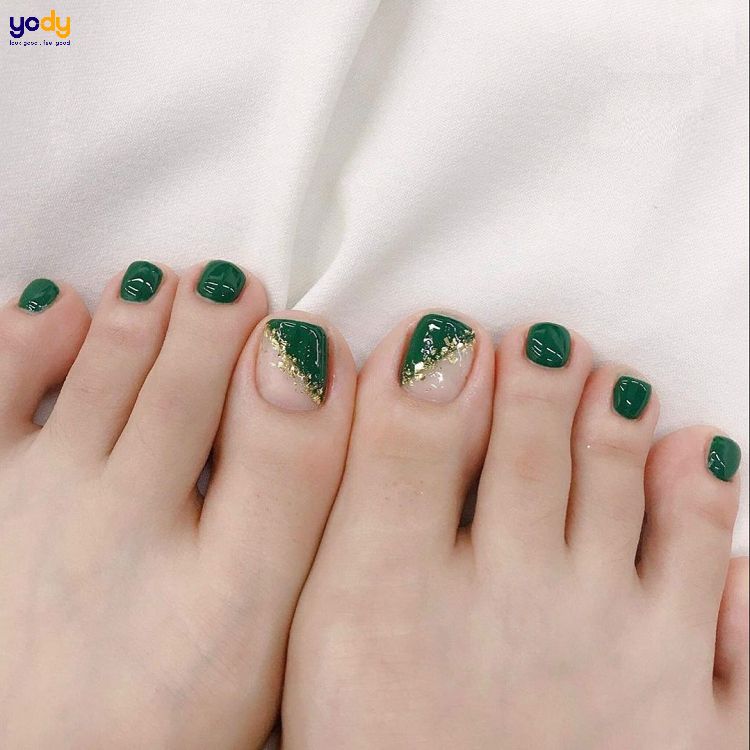 làm móng chân đẹp