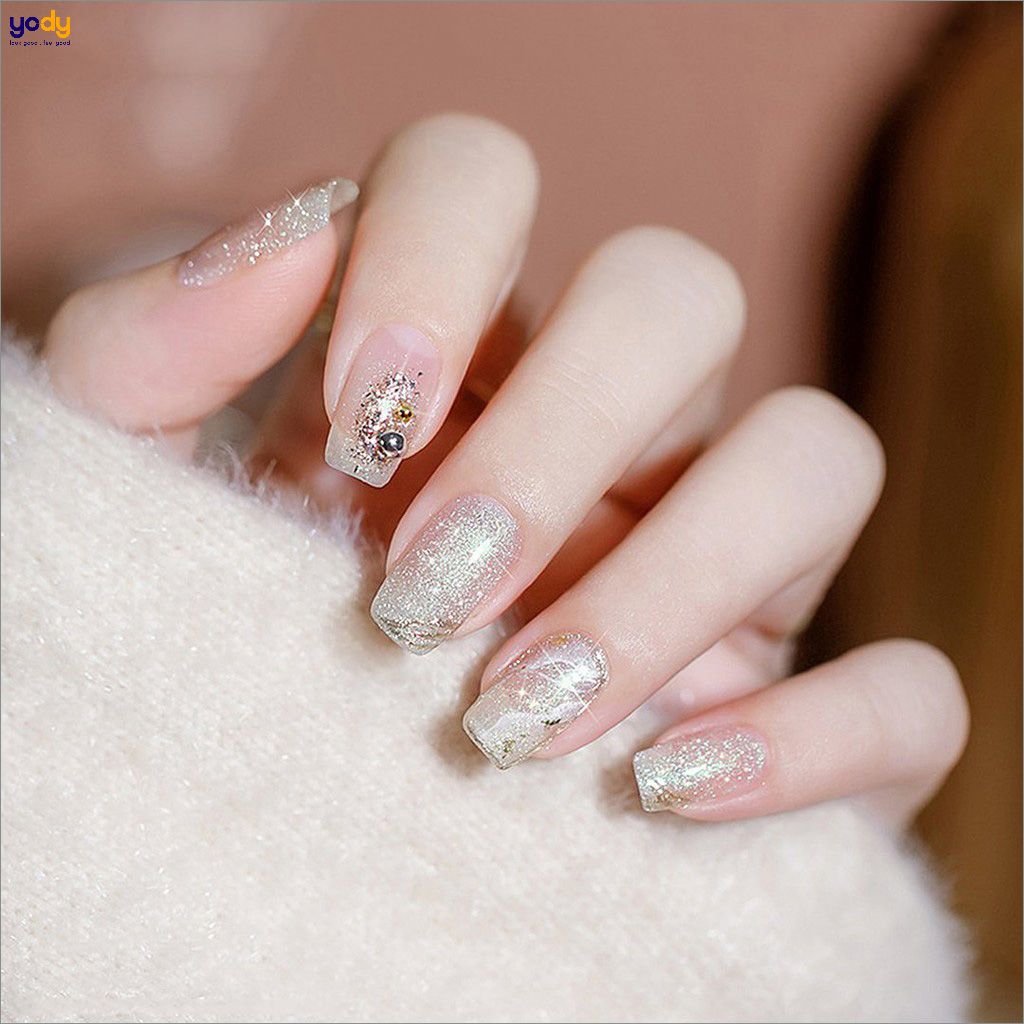 10 mẫu nail ông già Noel dễ thương, bắt mắt cho mọi lứa tuổi