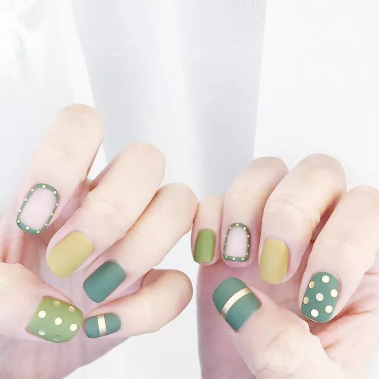 Gợi ý 30+ mẫu nail đơn giản đẹp nhẹ nhàng cho bạn gái