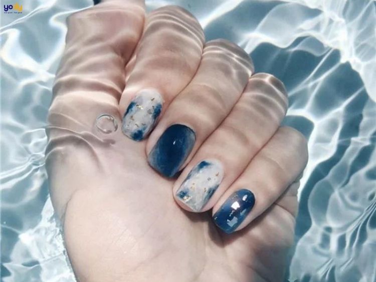 Gợi ý 30+ mẫu nail màu xanh dương đẹp nhất, hot nhất cho nàng đam mê tone  lạnh - Beaudy.vn