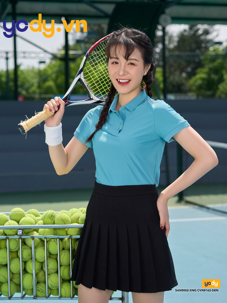 Mix áo thun polo nữ và chân váy tennis