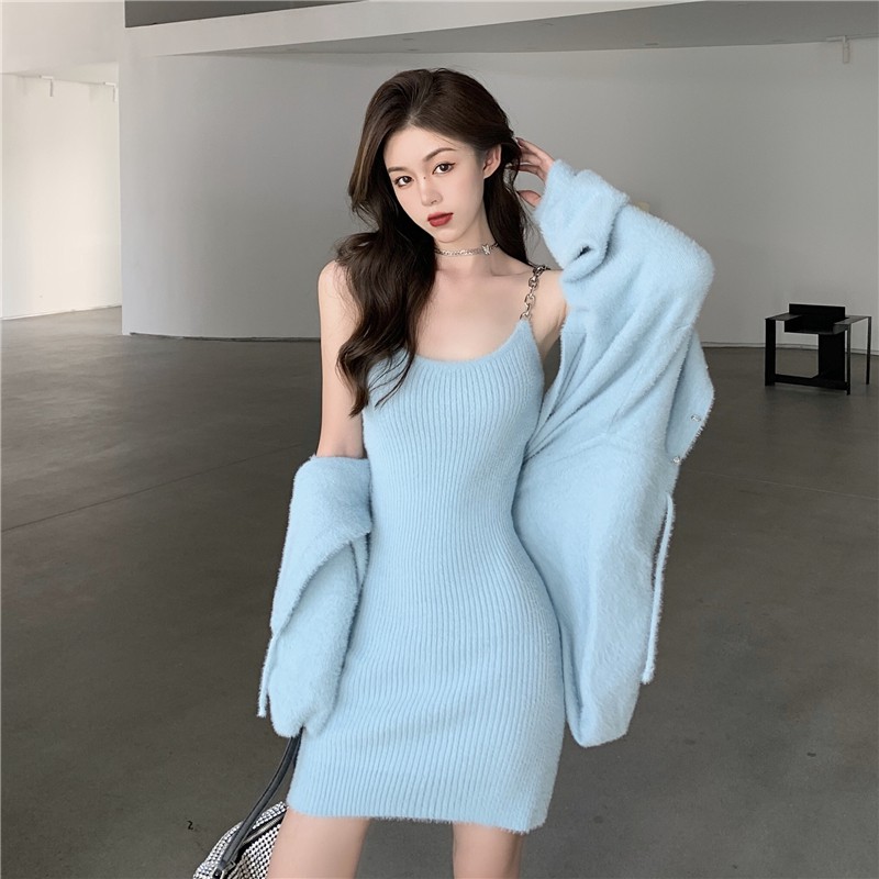 Set váy và áo khoác len mỏng kiểu_#localbrand#size S - Oreka.vn