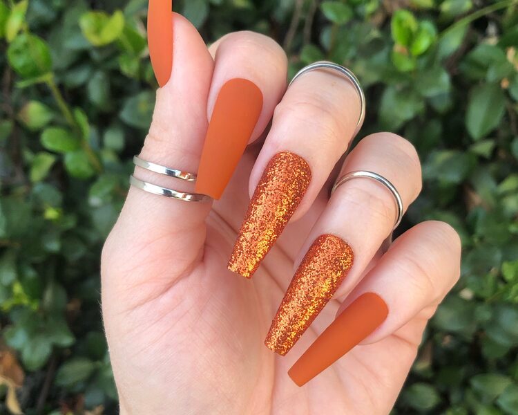 Top những mẫu nail đỏ khiến chị em ĐIÊU ĐỨNG vì quá đẹp