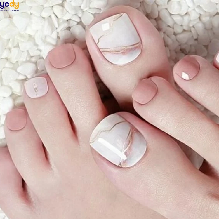 100+ mẫu nail chân màu trắng sang sịn vạn người mê