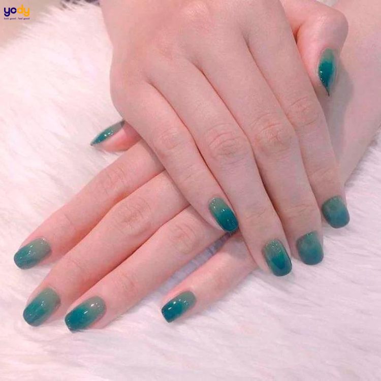 Mẫu nail màu xanh dương nhạt cực đẹp cho nàng tự tin đón hè  ALONGWALKER