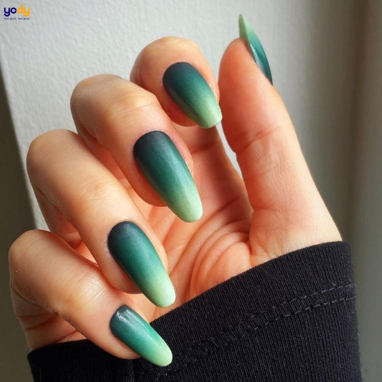 Mẫu nail ẩn xà cừ đẹp ấn tượng nhất cho các nàng không nên bỏ qua tại thời  điểm hiện tại