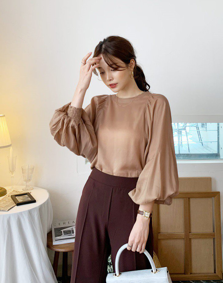 Áo tay phồng - Bảo bối dành cho các cô gái ngực nhỏ