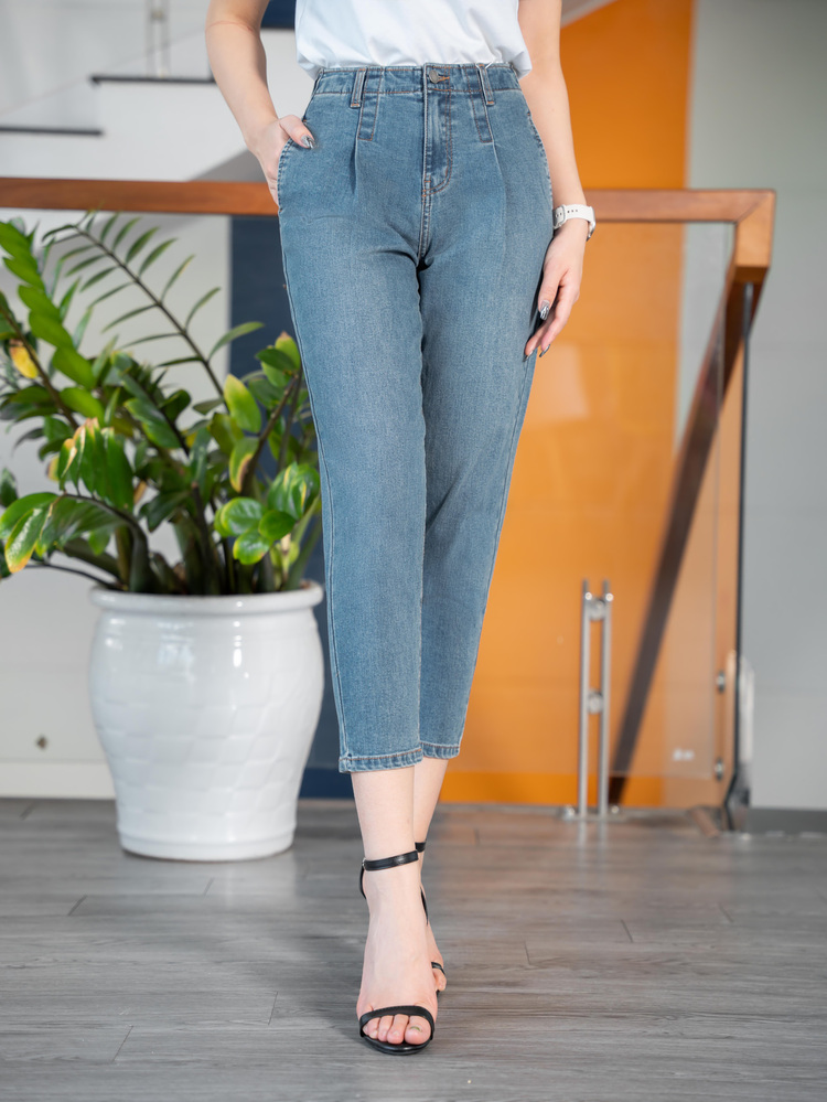 Người gầy mặc quần jean thế nào cho đẹp?