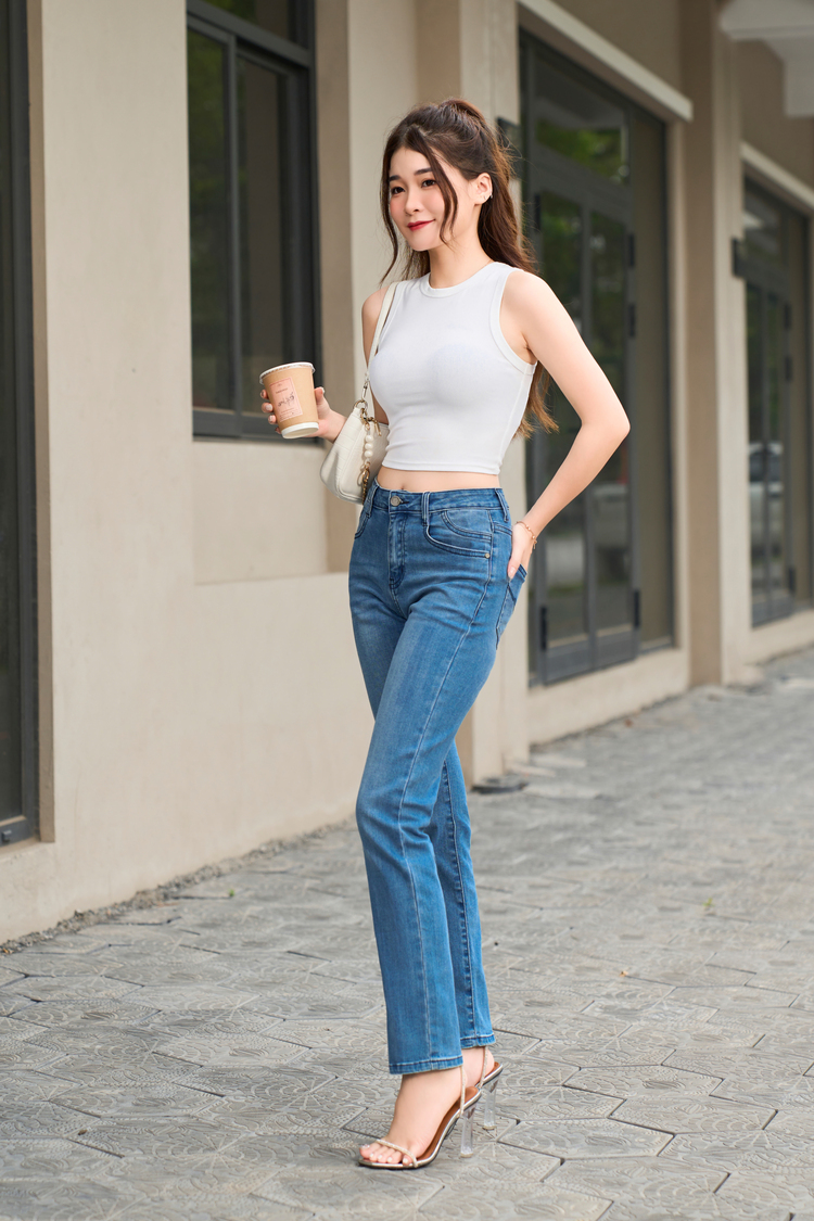 Người gầy mặc quần jean thế nào cho đẹp?