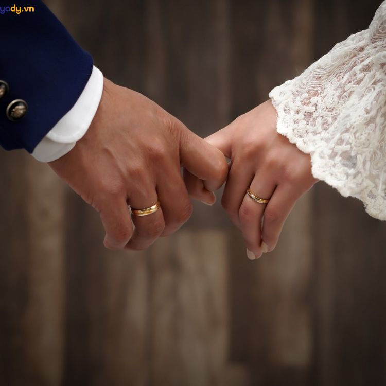 Cập nhật 2023: Nhẫn cưới đeo tay nào? Ngàn ý nghĩa đeo nhẫn cưới, , Hỏi đáp
