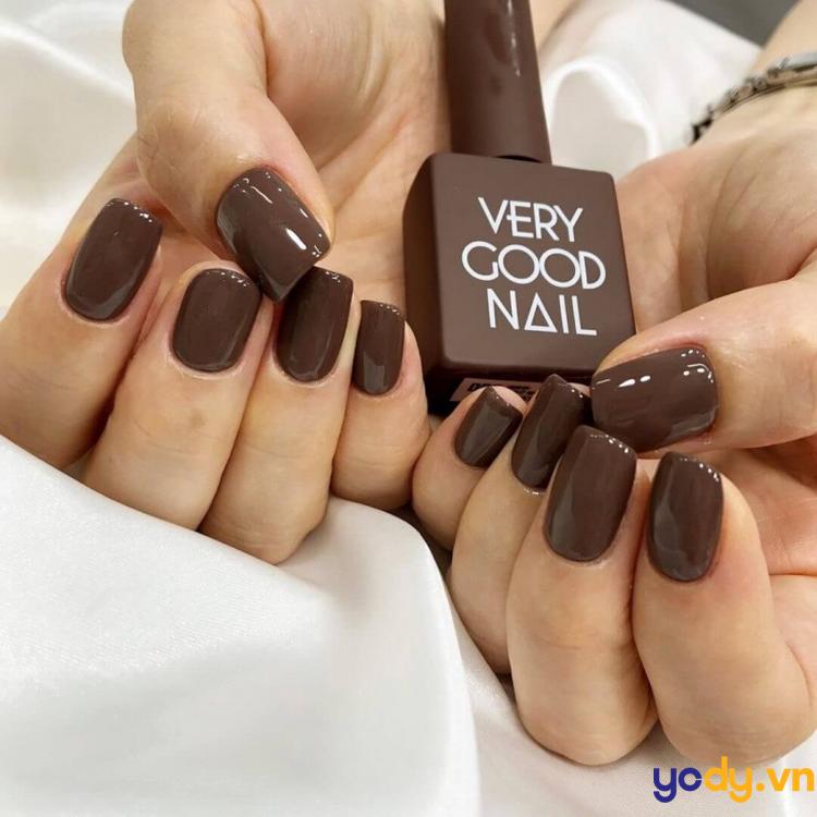 Vào thu các tín đồ làm đẹp không thể bỏ qua được màu nail 'nghìn like' này