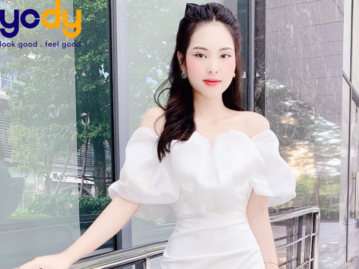 Đầm ôm body cổ vest 6 nút phối ren sang trọng - Hàng đẹp với giá tốt nhất