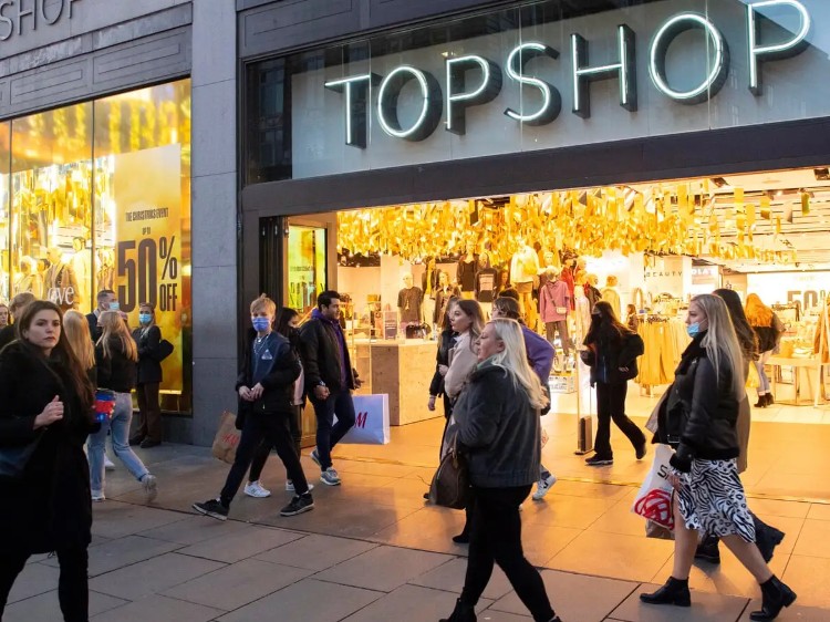 Những thương hiệu thời trang nổi tiếng cho giới trẻ - TopShop