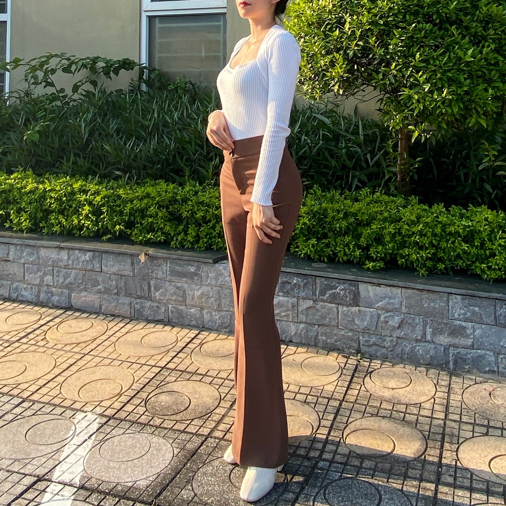 nữ mặc quần tây mang giày gì