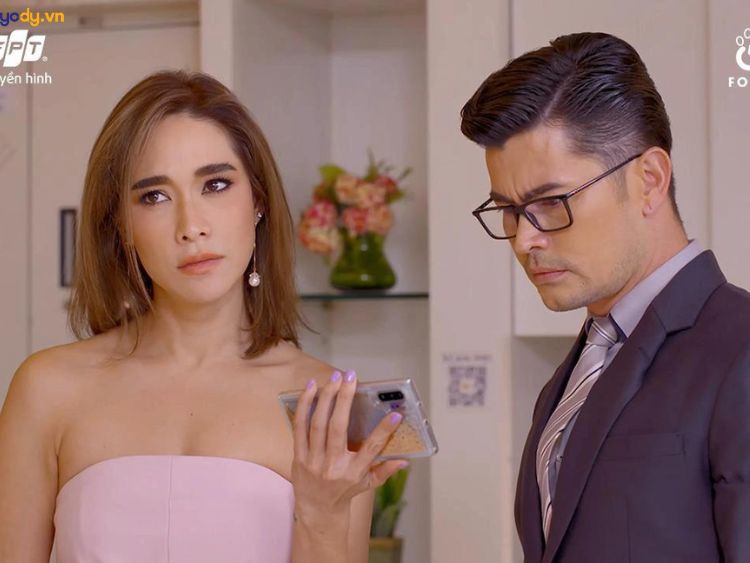 Thủ đoạn tình trường - Raeya - Phim bộ Thái Lan hay về chủ đề ngoại tình