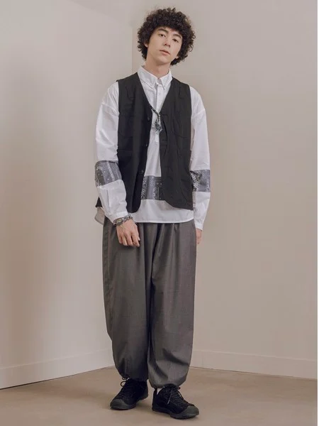 Phối đồ với áo gile nam