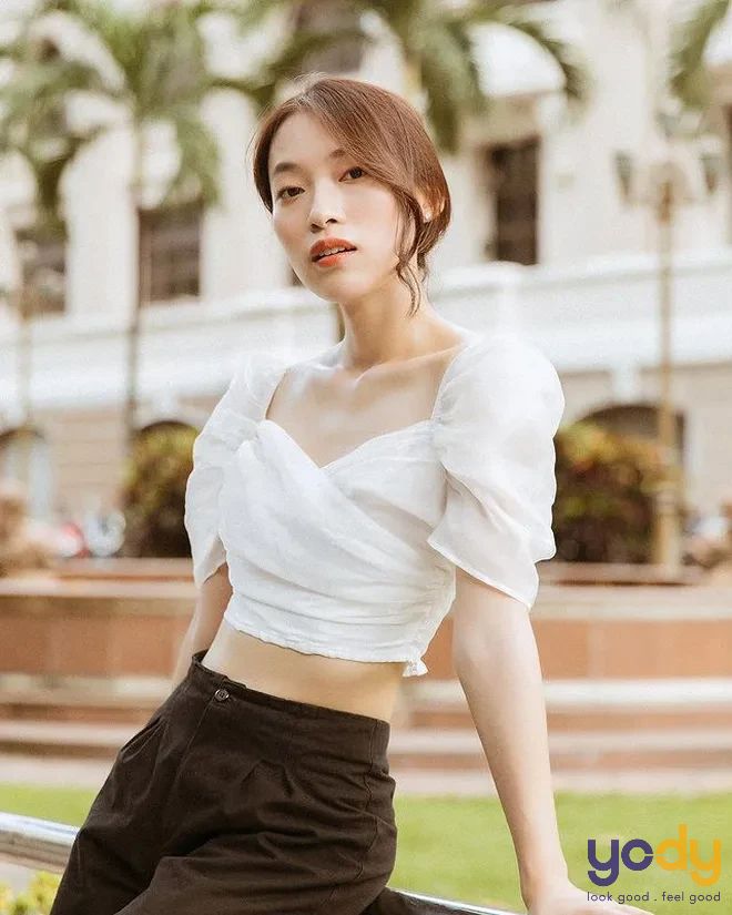 Bí quyết phối đồ với áo tay phồng DUYÊN DÁNG, CHẤT LỪ chuẩn THỜI TRANG