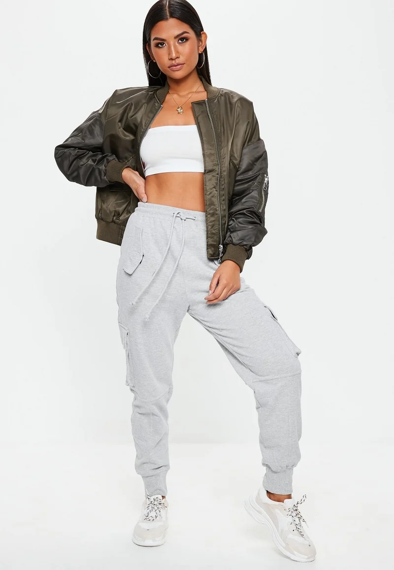 Cách phối đồ với quần jogger nữ đơn giản nhưng cực kỳ cá tính