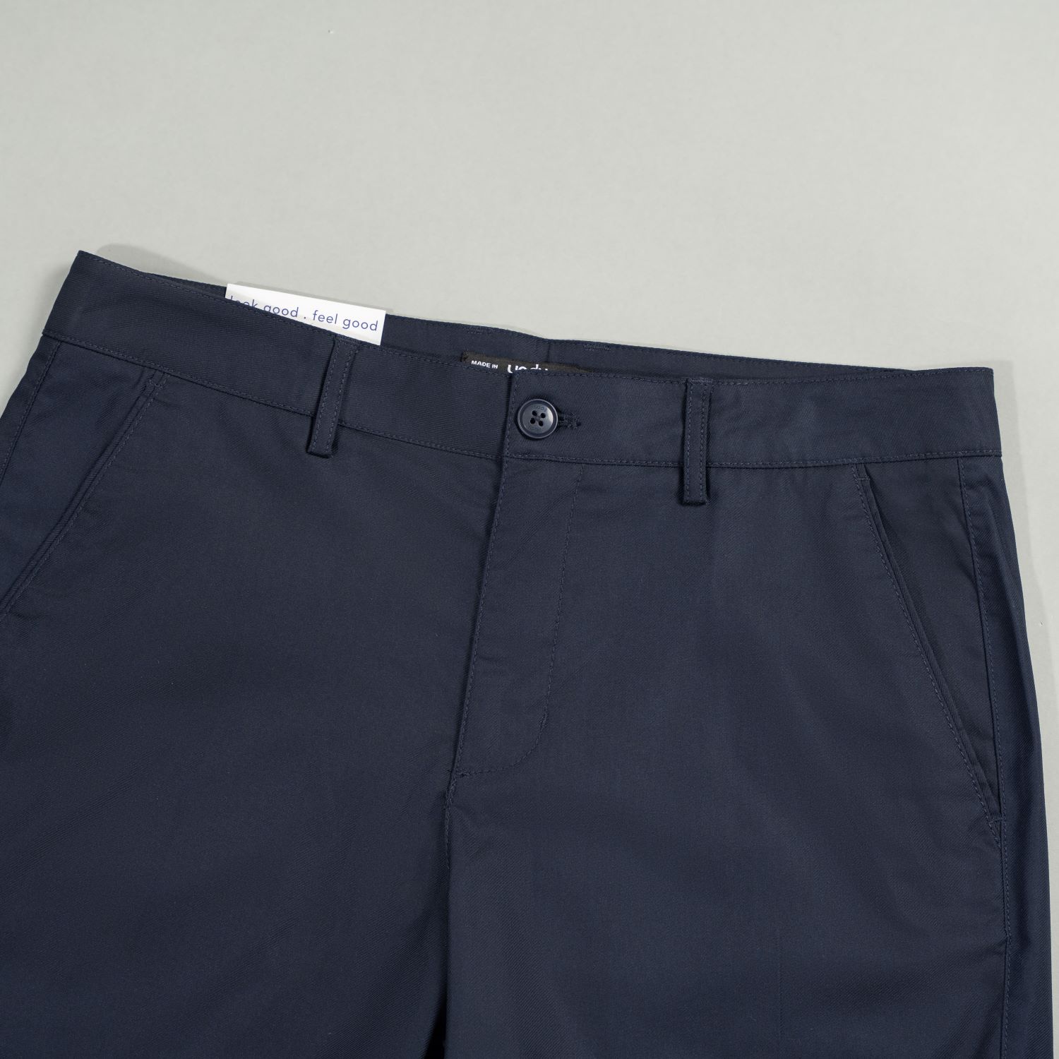 Quần Short Nam Phối Chỉ Nổi