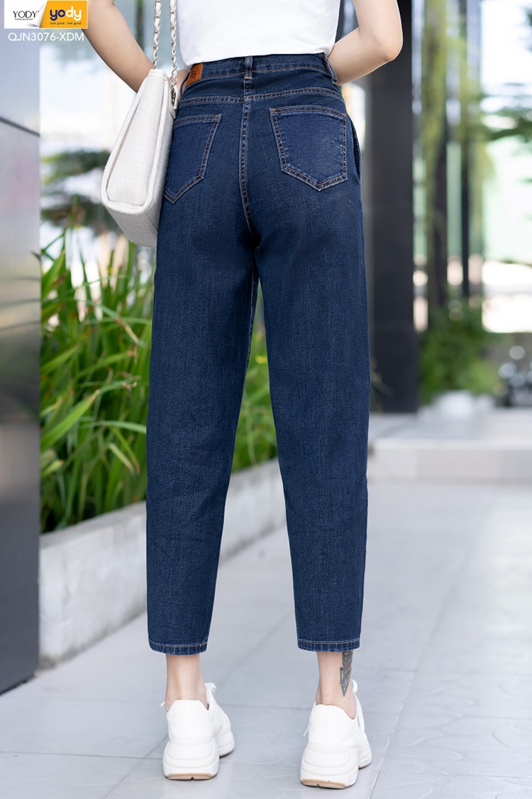 TOP 10 cách phối đồ với quần baggy jean nữ đẹp chinh phục mọi phong cách