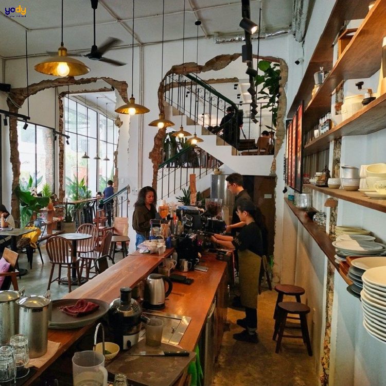 Coffee Hut Saigon - Quán cafe view đẹp giá rẻ ở TPHCM
