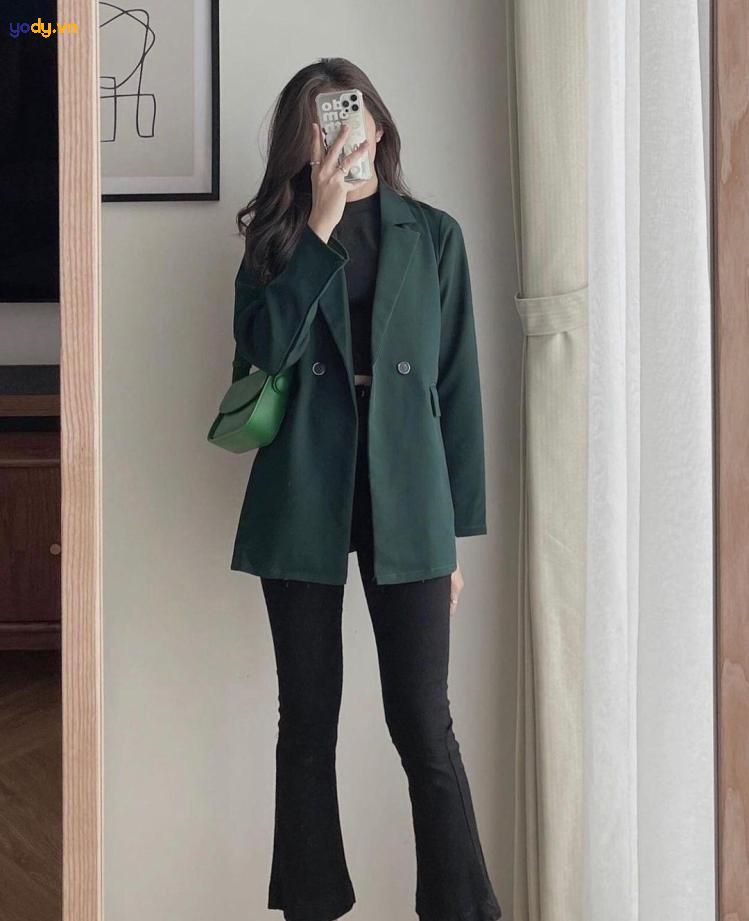 quần ống loe đen mặc với áo gì