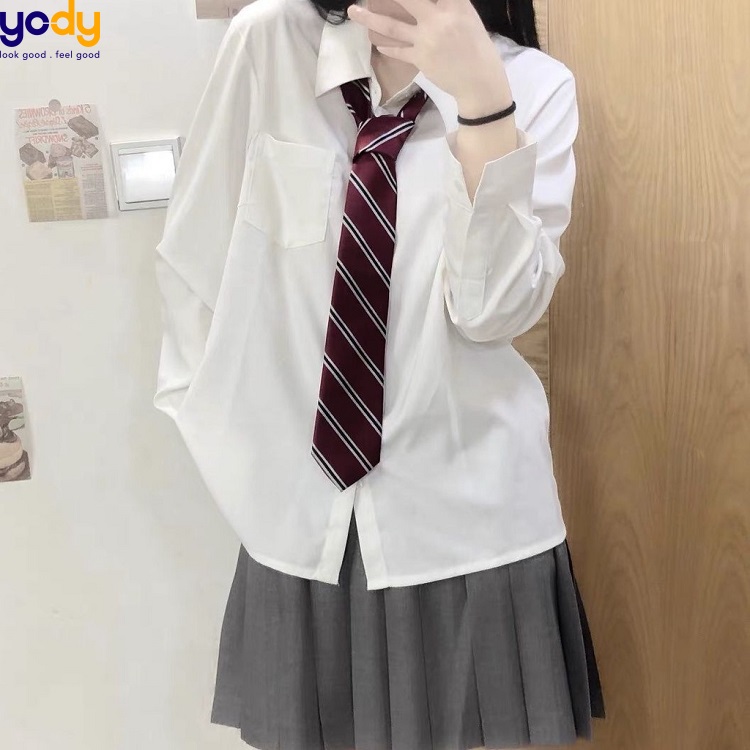 Sơ mi trắng đi học