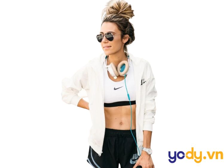 Phong cách sporty nữ