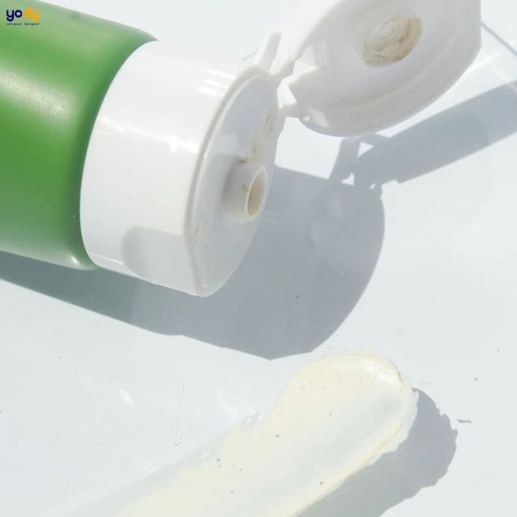 Đắp mặt nạ với Naruko tràm trà 