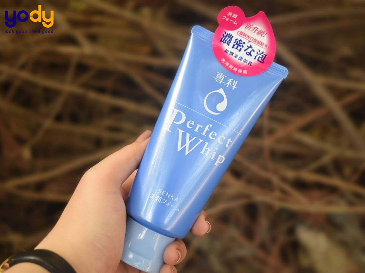 HDSD sữa rửa mặt perfect whip màu xanh