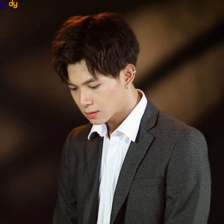 10+ kiểu tóc Anh Tú chuẩn soái ca gây sốt cộng đồng mạng