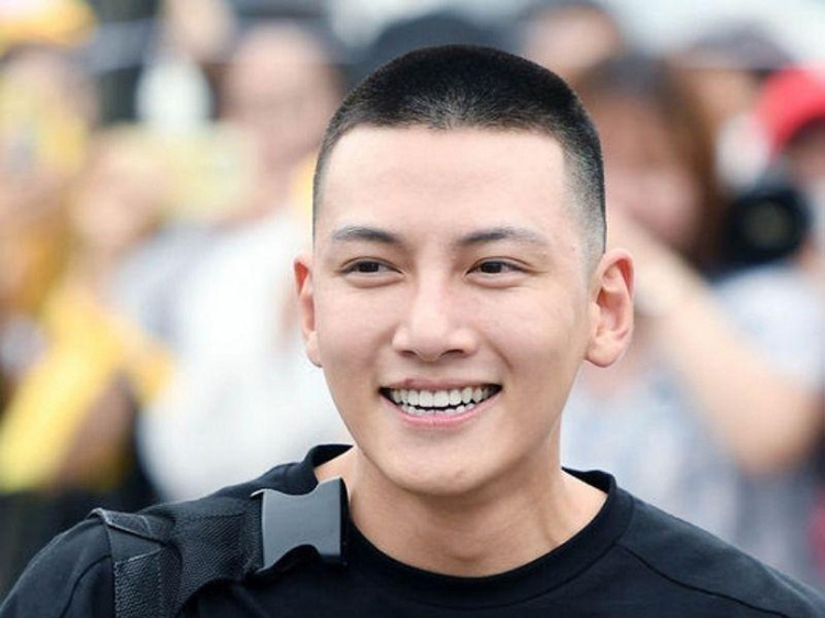 TOP 10 kiểu tóc đinh nam đẹp, tóc đầu đinh chất nhất 2024