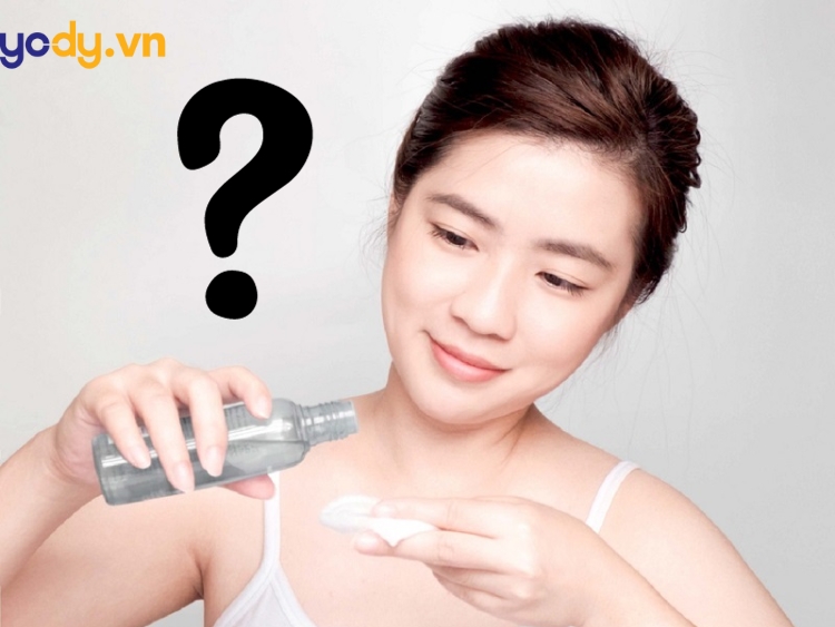 toner cho da dầu mụn