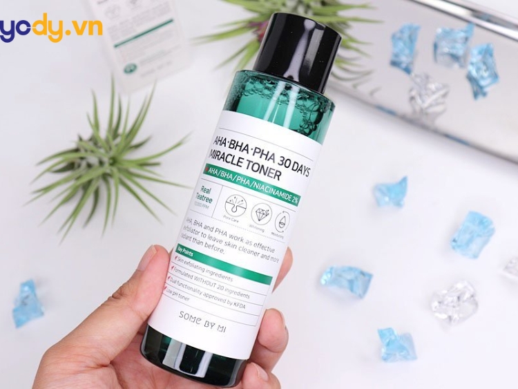 toner cho da dầu mụn