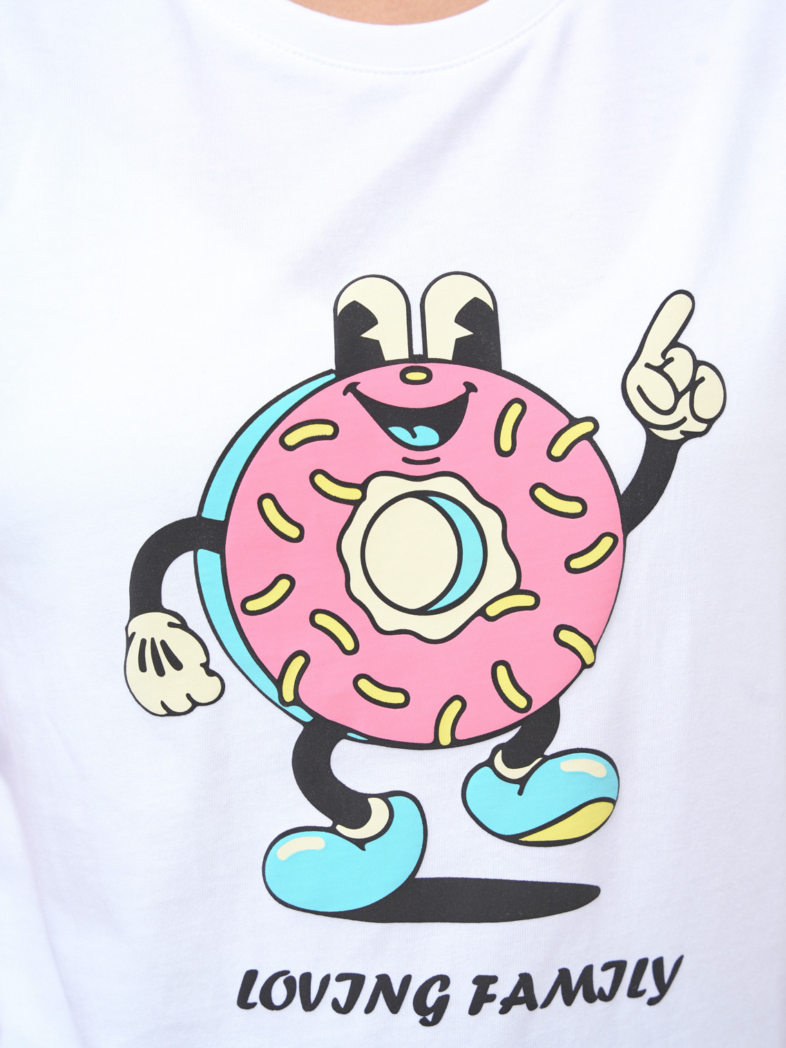 Áo Phông Nữ Cổ Tròn In Loving Family - AR Collections