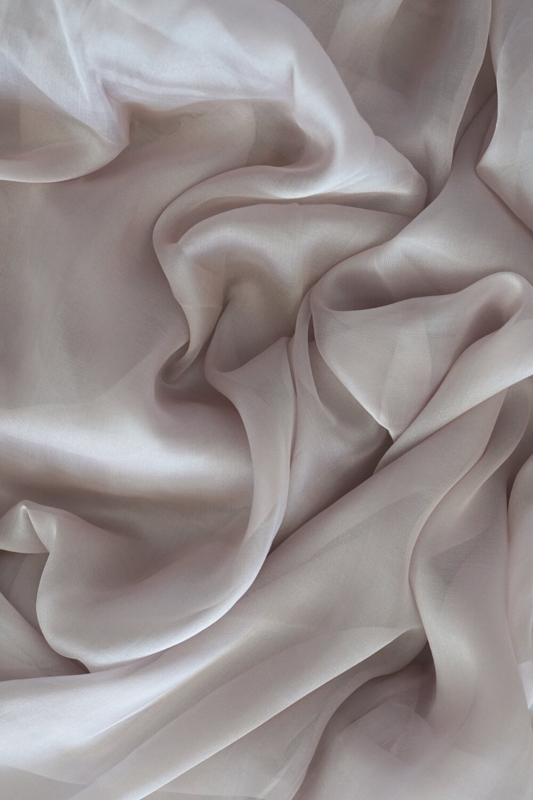 Vải Chiffon Satin trẻ trung