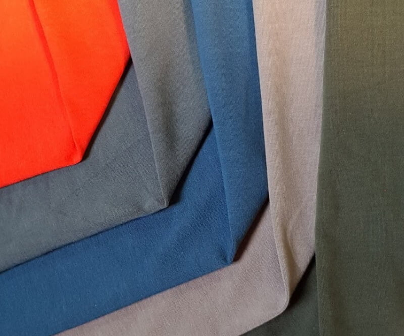 Vải Umi là gì? Ưu điểm ăn tiền và các đặc tính của chất vải Umi