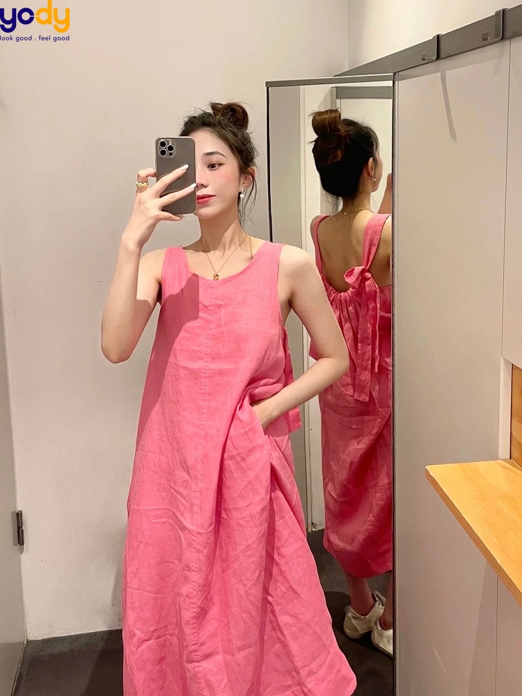 Đầm suông màu hồng cánh sen