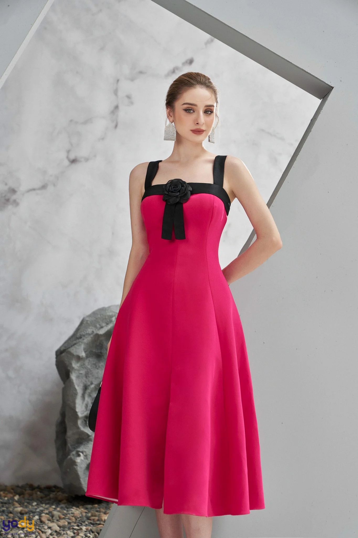 Quyến rũ cùng các mẫu váy hồng cánh sen thời trang HOT TREND